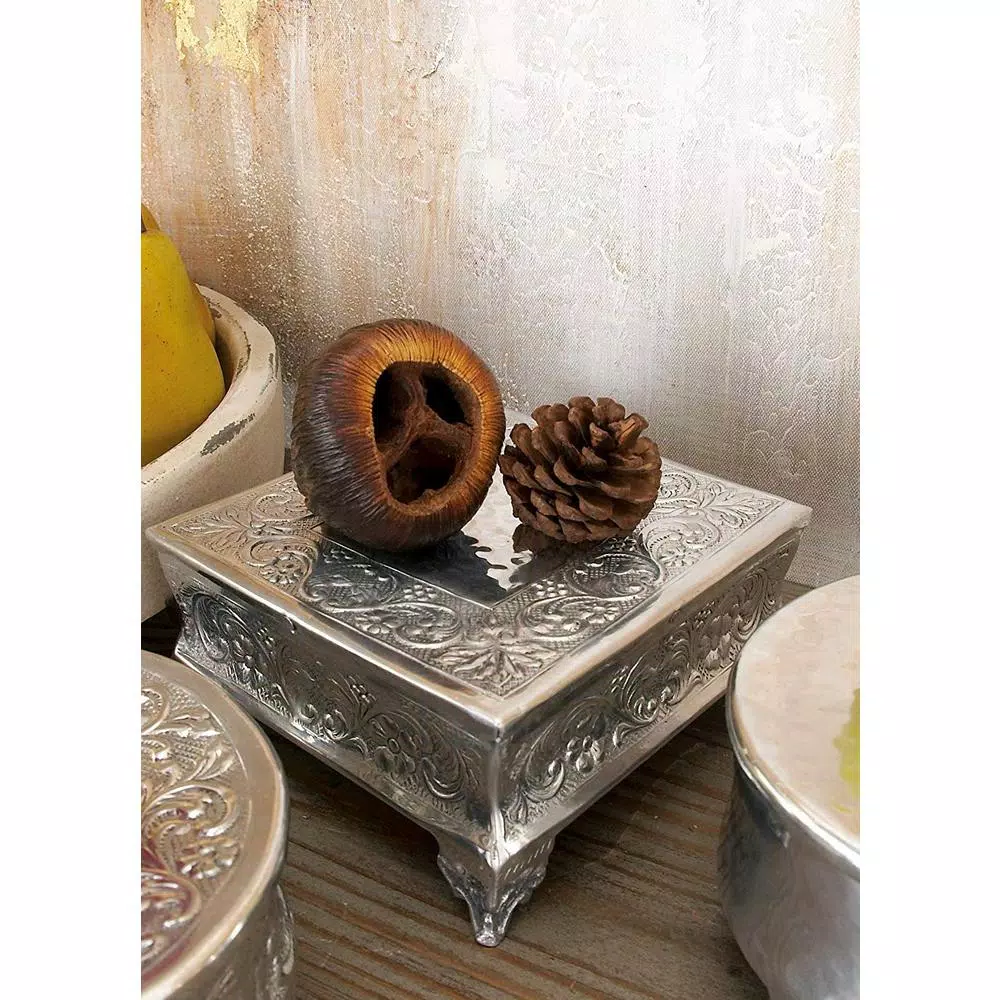 Discount 🌟 Benzara Silver Aluminum Cake Stand 😉 6 Discount 🌟 Benzara Silver Aluminum Cake Stand 😉 - Image 4